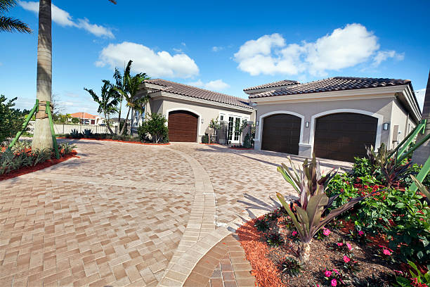 Best Cobblestone Driveway Pavers  in Estero, FL